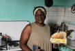 Una familia en Cuba necesita más de 10 salarios mínimos para comer, dice economista