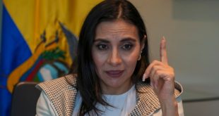 Ecuador: Gobierno nombra por segunda vez una vicepresidenta temporal ante pugna entre Noboa y Abad