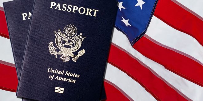 Estados Unidos dejará de emitir pasaportes con la ‘X’ para las personas trans o no binarias