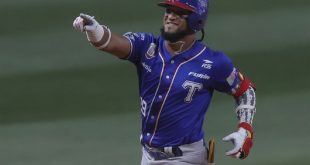 Luis Matos reconocido como Novato del Año de la LVBP