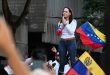 María Corina Machado aparece en Caracas tras meses en clandestinidad para sumarse a las protestas contra Maduro