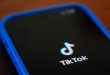 Teléfonos con aplicación de TikTok se venden por miles de dólares en EEUU