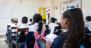 Un niño de 12 años roba 63 tabletas y un ordenador en un colegio en Perú