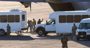 Info Martí | American Justice blocks 3 Venezuelans to the Naval Base of Guantanamo