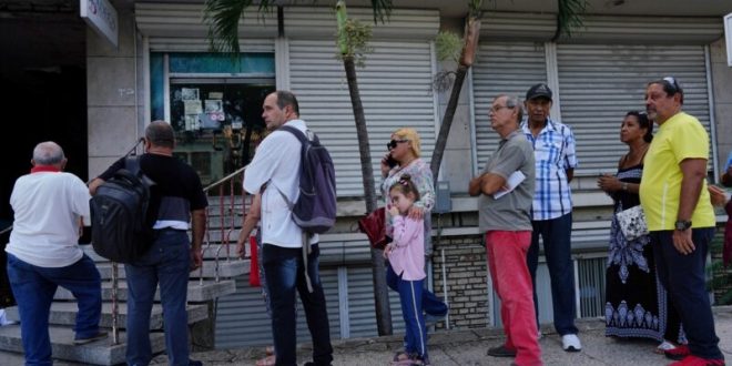 Info Martí | Cuba: the abyss between those who have dollars and those who do not