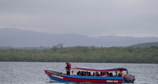 Panamá busca regularizar flujo migratorio de retorno por mar para evitar a redes criminales