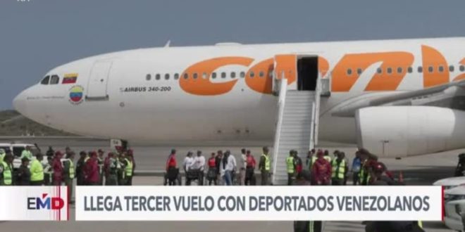 Tercer vuelo con deportados llegó a Venezuela con niños sin documentos