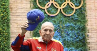 Venezuelan Olympic Pioneer Julio César León celebrates his 100th birthday