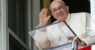 Pope Francis's thorax radiography confirms his improvement after 27 days hospitalized