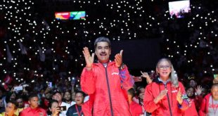 Maduro confirma que buscará reelección presidencial tras “aclamación” chavista