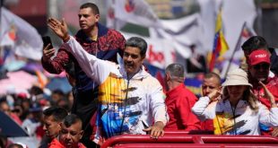 Maduro inscribe candidatura. Arrestan a 3 con explosivos en acto electoral. Y más