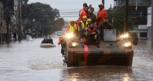 Los muertos por las inundaciones en Brasil llegan a 126 y las lluvias vuelven