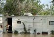 Rescatan a cientos de personas de inundaciones en Texas y se esperan más lluvias