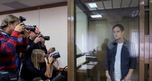 Comienza en Rusia "farsa" de juicio contra el periodista estadounidense Evan Gershkovich