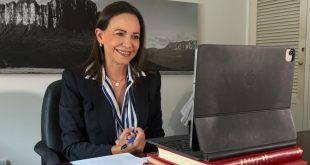 María Corina Machado invita a senadores españoles a presenciar elecciones presidenciales