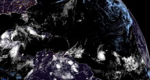 Tormenta tropical Beryl avanza hacia el sureste del Caribe y amenaza con convertirse en huracán