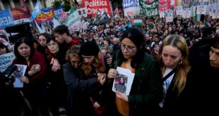 reclaman libertad de detenidos por protestar contra reformas de Milei