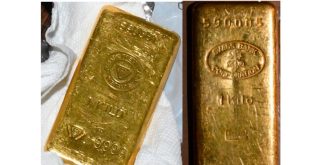 El oro marca récord histórico, a 2.500 dólares por onza