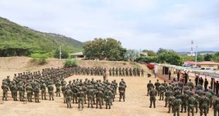 65 disidentes de las antiguas FARC se desmovilizan tras choques con guerrilla del ELN
