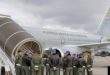 Esta fotografía difundida por la oficina de prensa de la Fuerza Aerérea Colombiana muestra un avión Boeing 737-700 antes de prepararse para despegar hacia San Diego, California, para traer de regreso a personas deportadas por EEUU. En Bogotá, el 27 de enero de 2025.