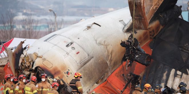 Corea del Sur modificará estructuras en sus aeropuertos tras el accidente de Jeju Air