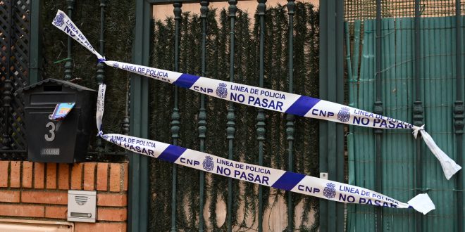 The protected floor where three minors have murdered a social educator in Badajoz.