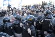 Violent clashes in the march of retirees in Argentina: detonations are heard and there are several arrests