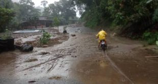 Via Barinas-Mérida partially reopens after landslides; Follow clearing in Altamira-Calderas