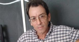 Several Cuban communicators after bars on World Press Freedom Day