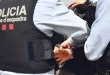 A man and a woman are arrested in Colera for stealing cell phones and bank cards from bathers
